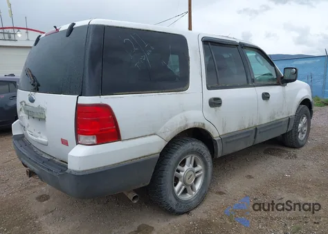 2005 Ford Expedition Nbx/Xlt from USA, damaged, VIN 1FMPU16505LA92983